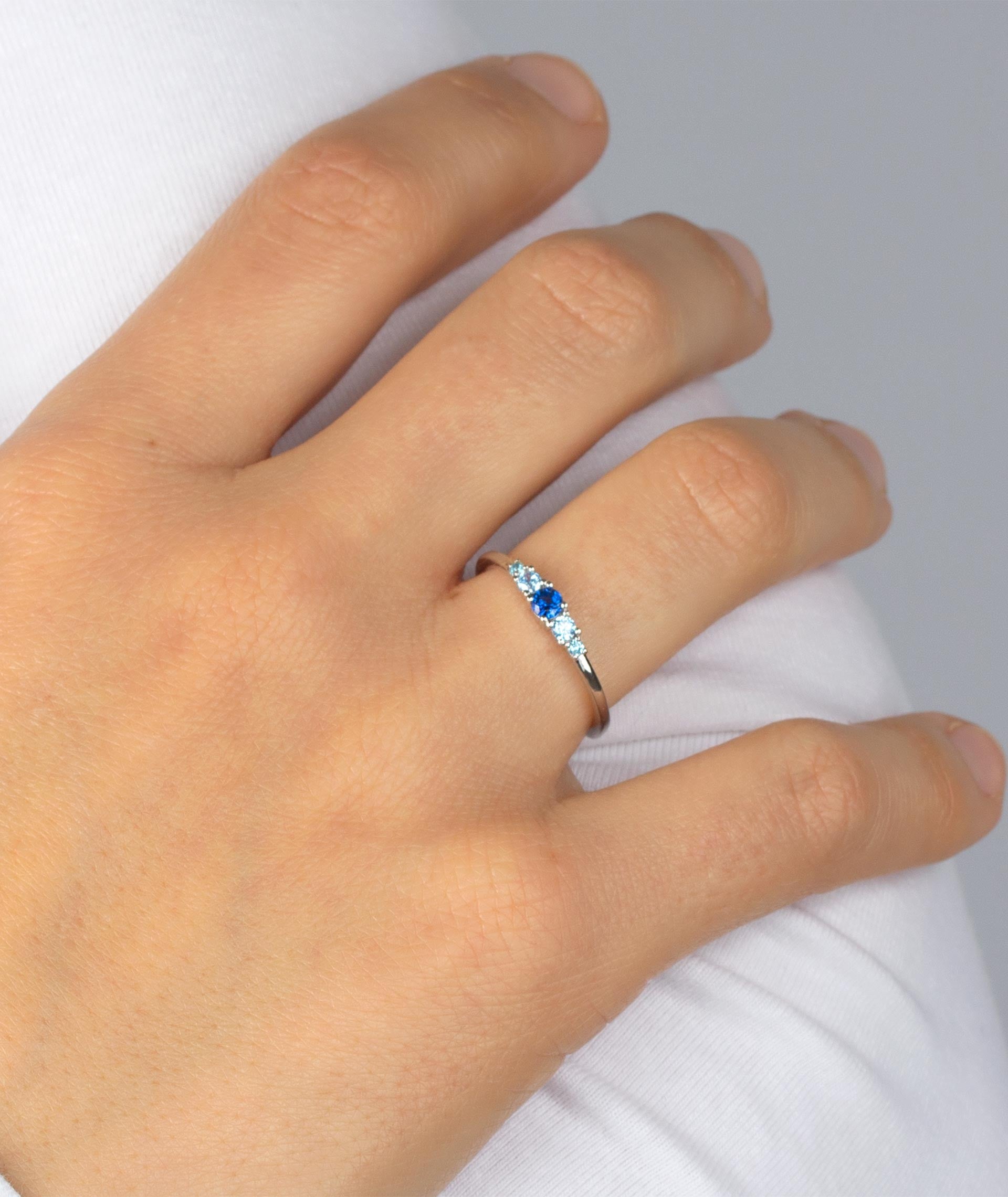 Anillo triple circonita Azul