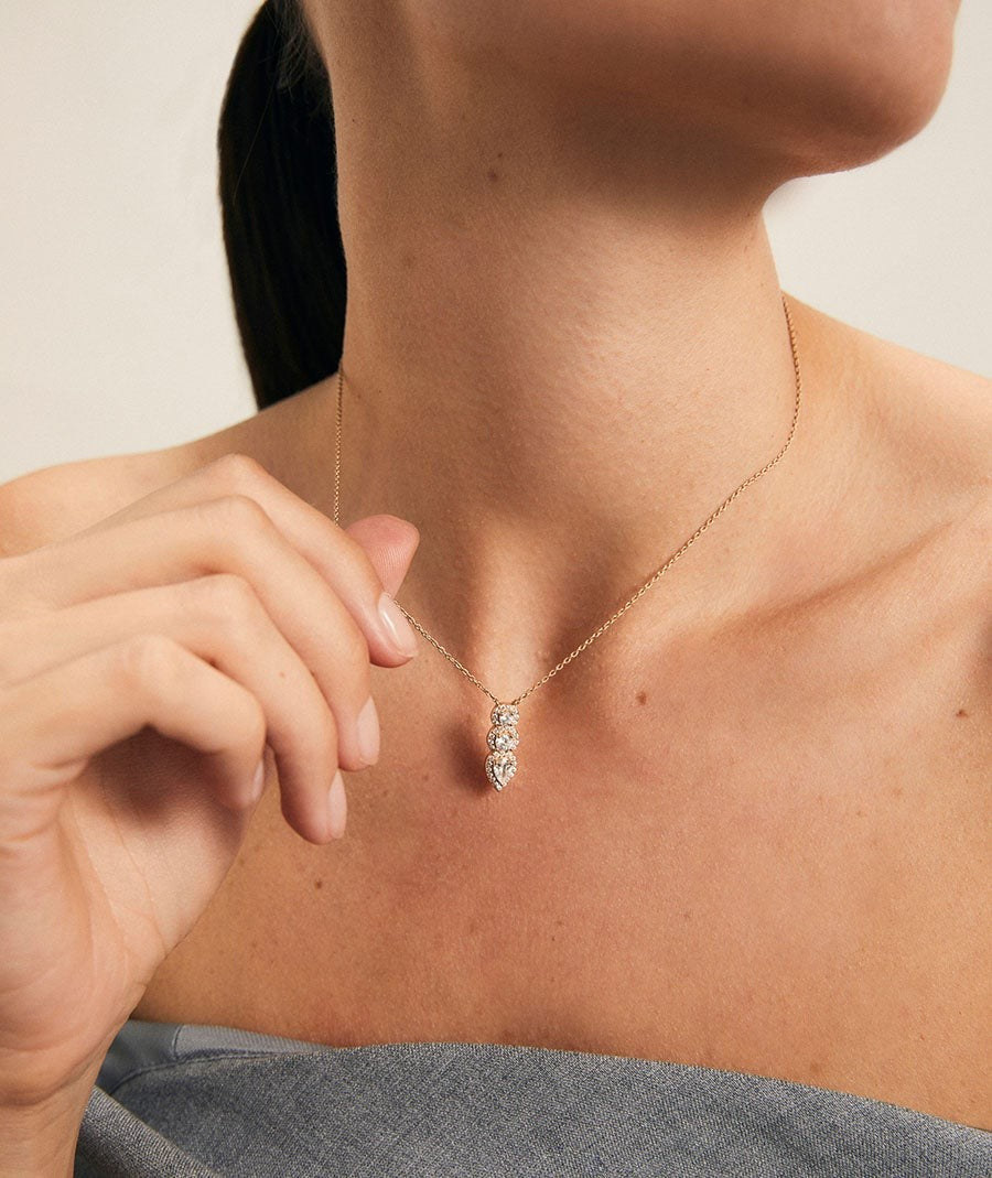 Collar Mary colección Signature Plata de Ley 925 Chapado Oro 18Kt circonitas