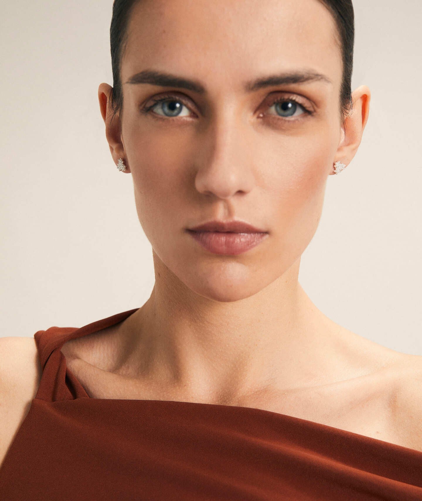 Pendientes colección Básicos Plata de Ley 925 circonitas