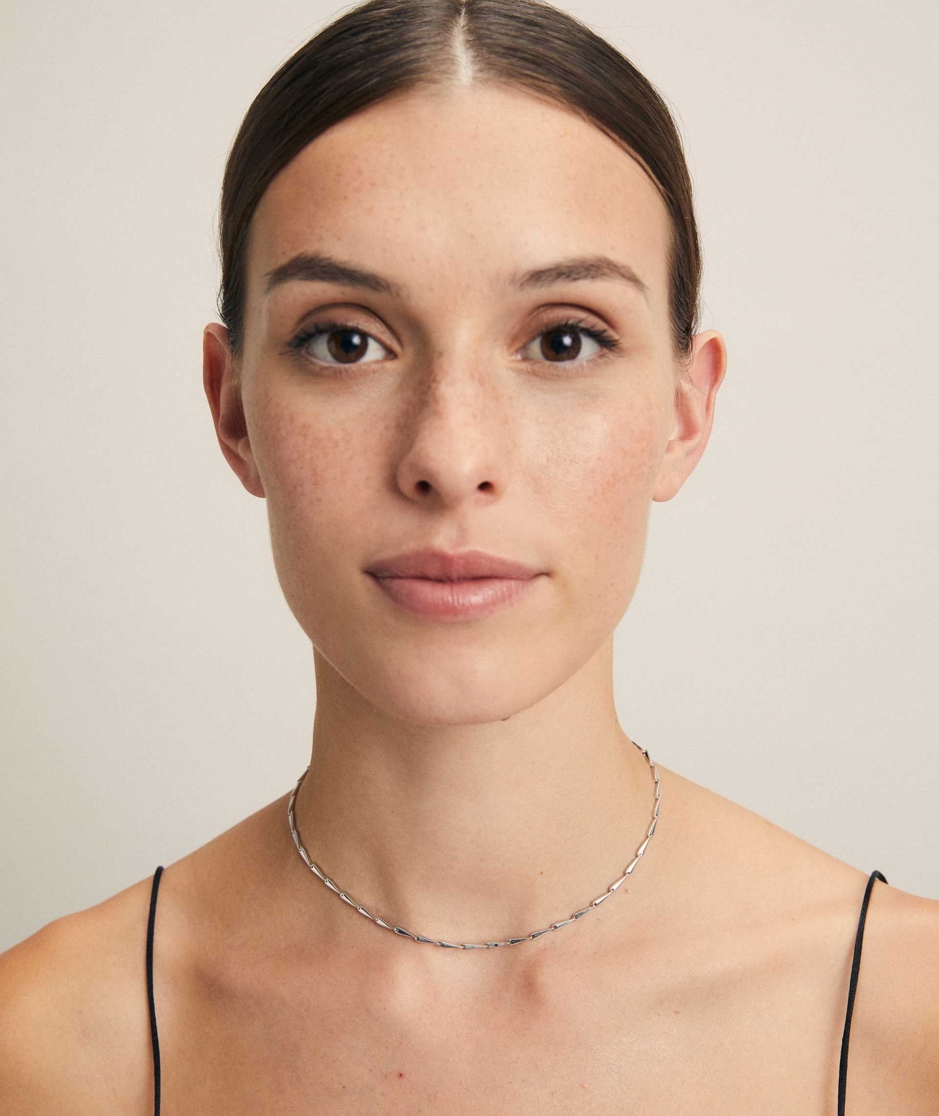 Collar Cascade cadena                                                