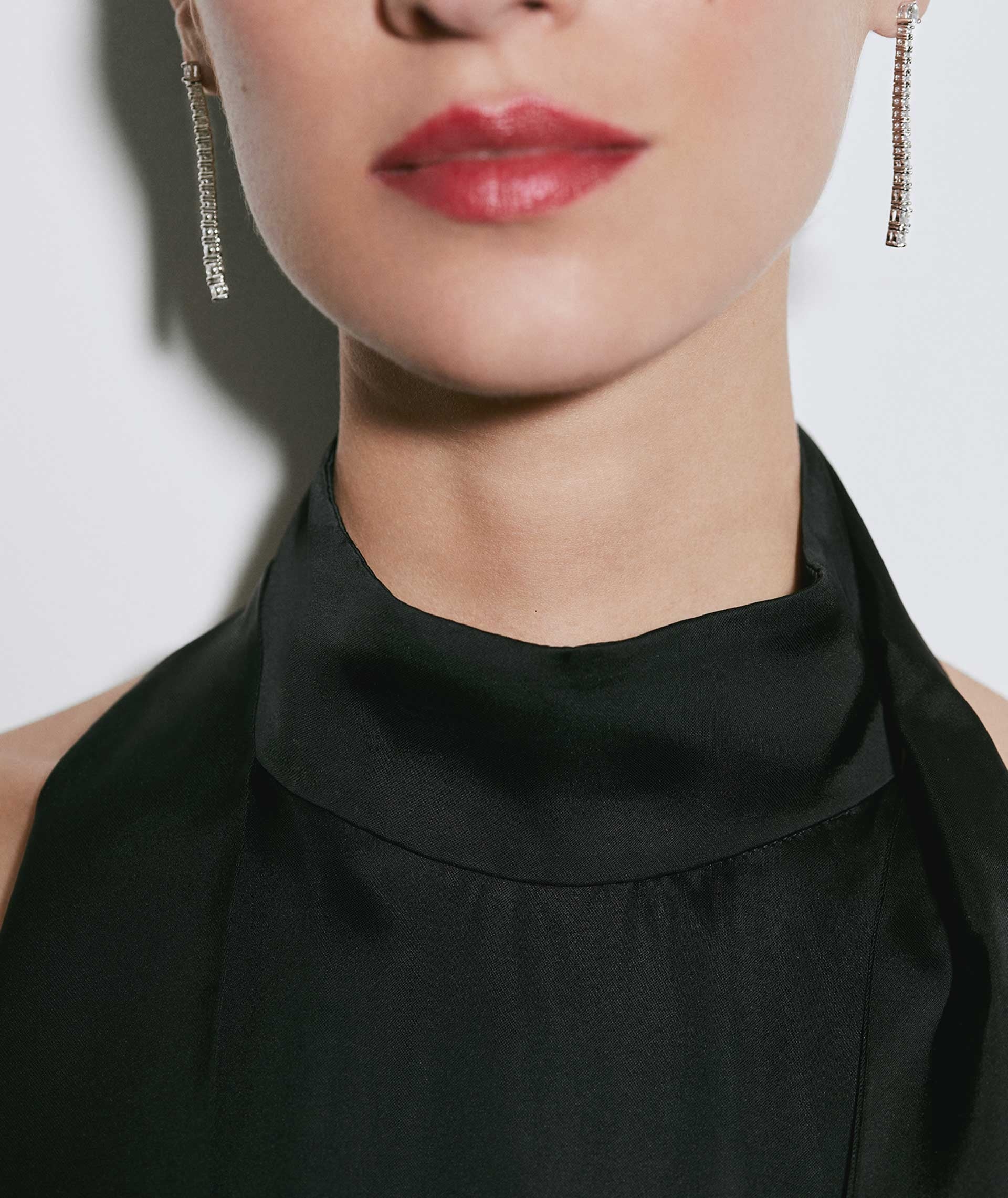 Pendientes Rania Plata de Ley 925 Chapado Platino circonitas cúbicas