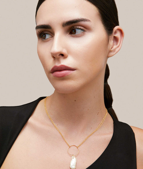 Collar Macarena aro con perla irregular secundaria