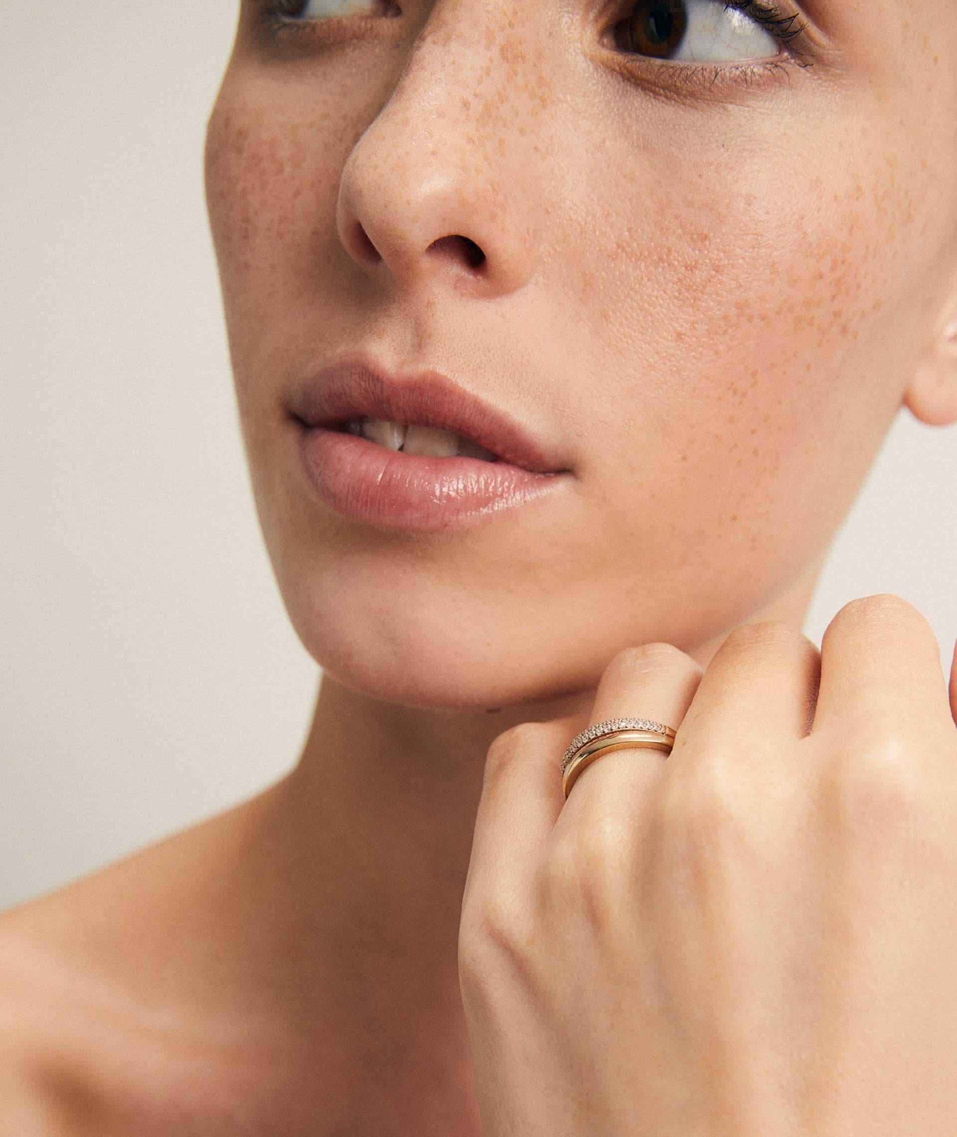 Anillo Carolina Plata de Ley 925 Chapado Oro 18Kt circonitas cúbicas