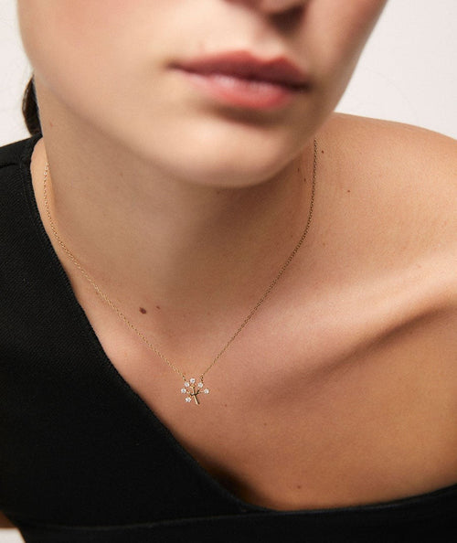 Collar Árbol con circonita secundaria