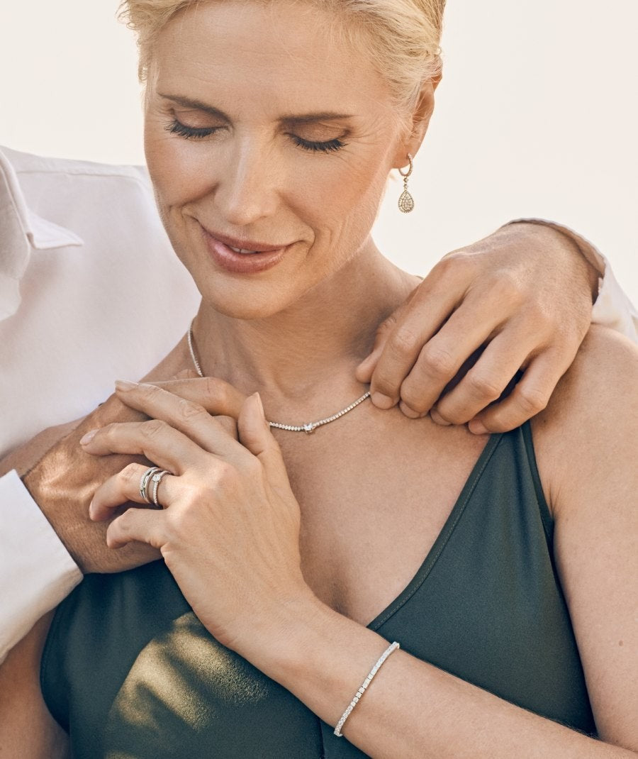 Anillo Carolina Plata de Ley 925 Chapado Platino circonitas cúbicas