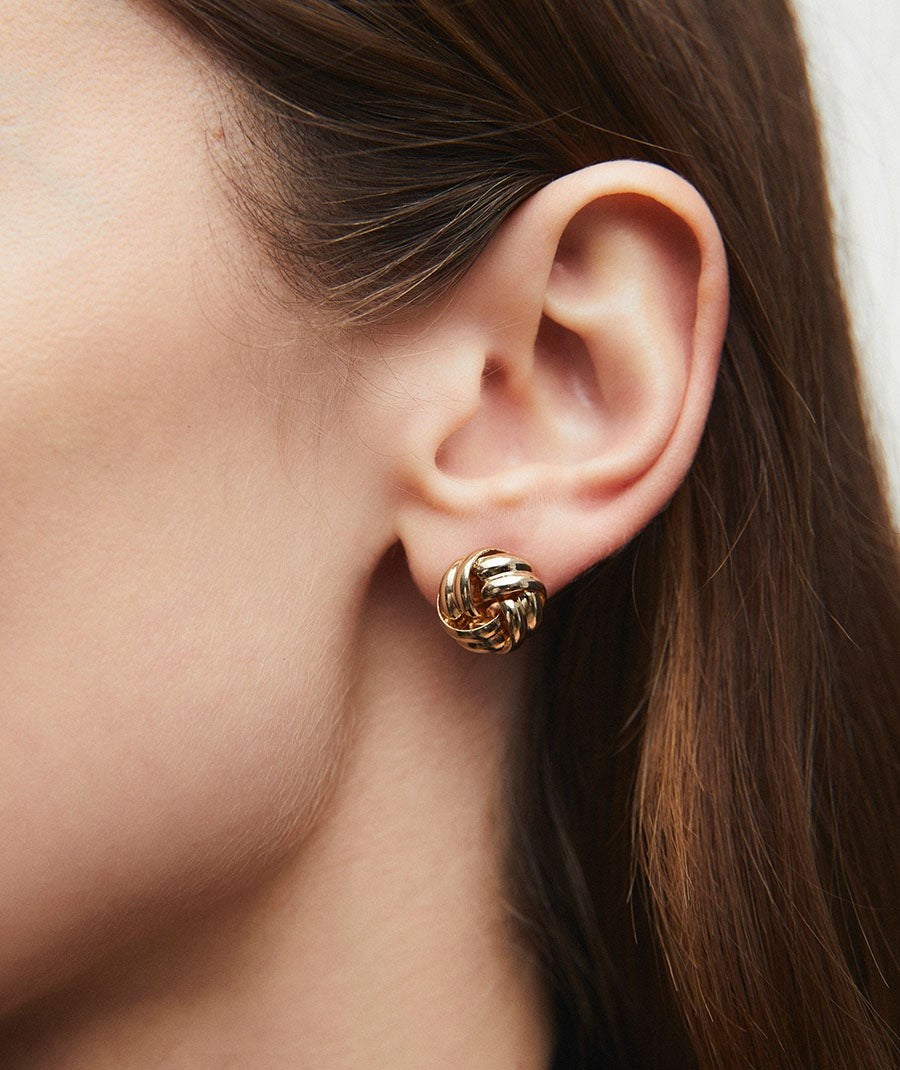 Pendientes botón círculos entrelazados Nus