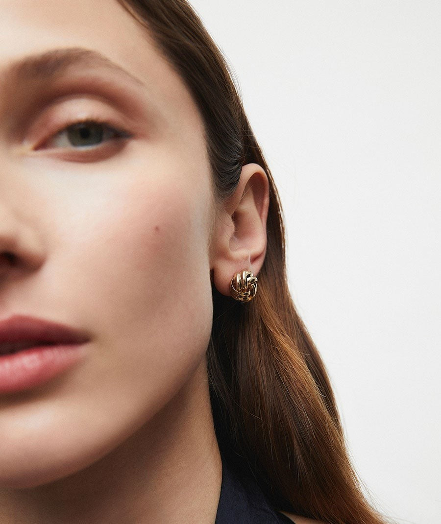 Pendientes botón círculos entrelazados Nus