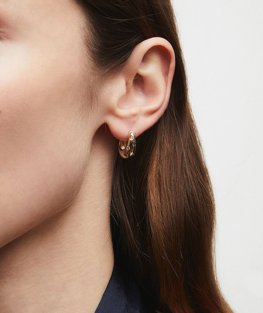 Pendientes de aro volumen Ellen con circonitas multicolores