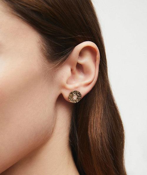 Pendientes botón círculo Gleam con madreperla blanca secundaria