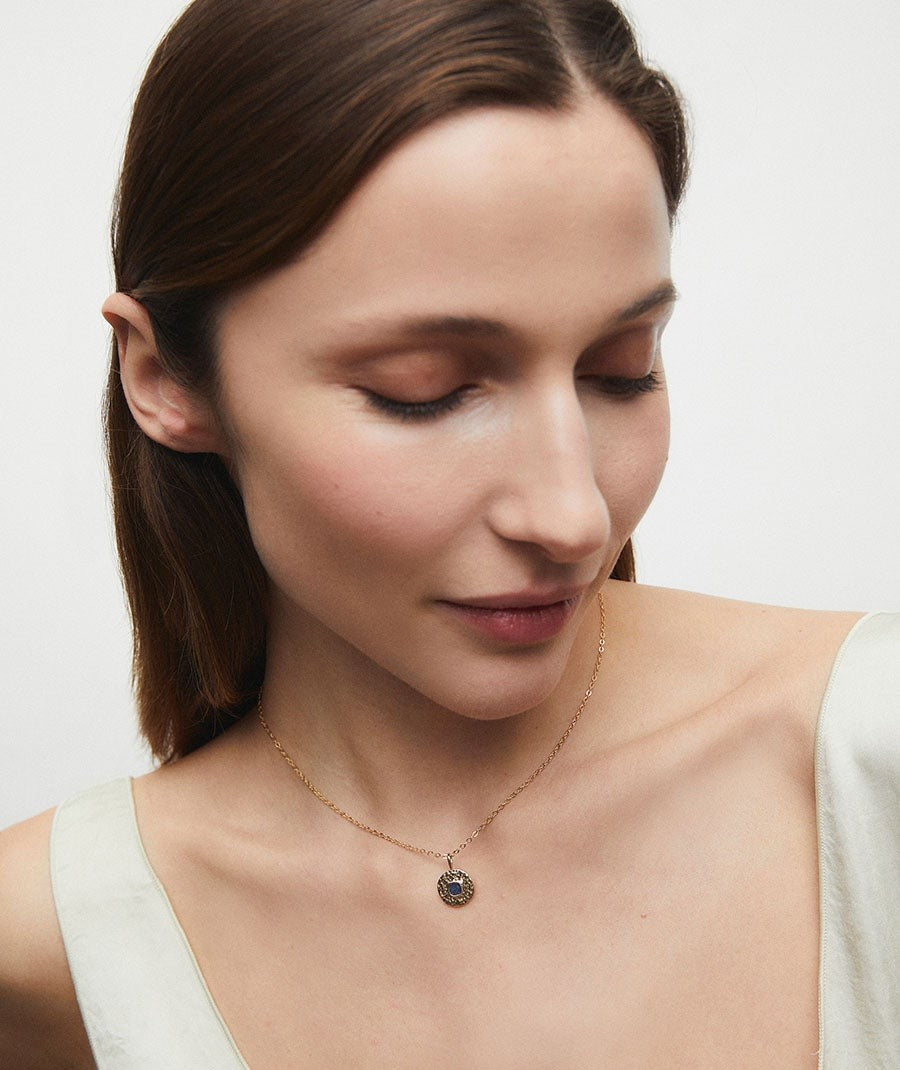 Colgante círculo Gleam con piedra natural Lapislázuli azul