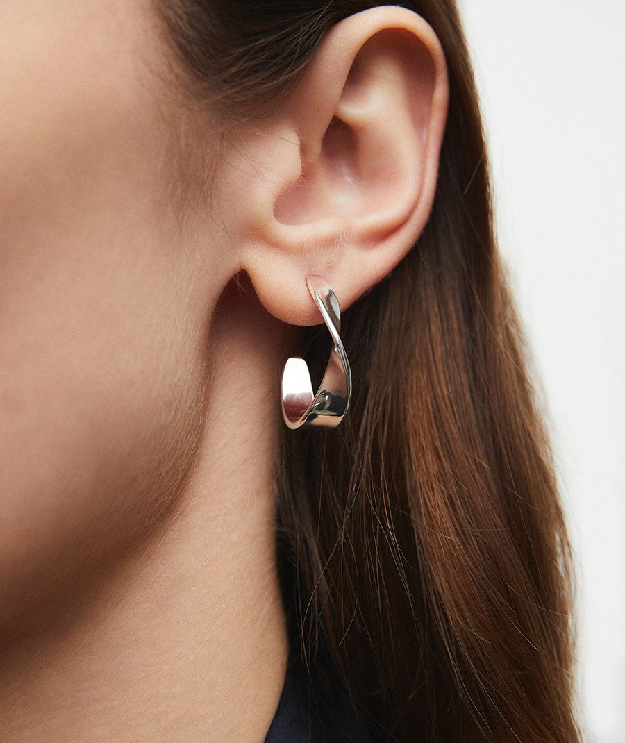 Pendientes de aro irregulares 6mm Barbara