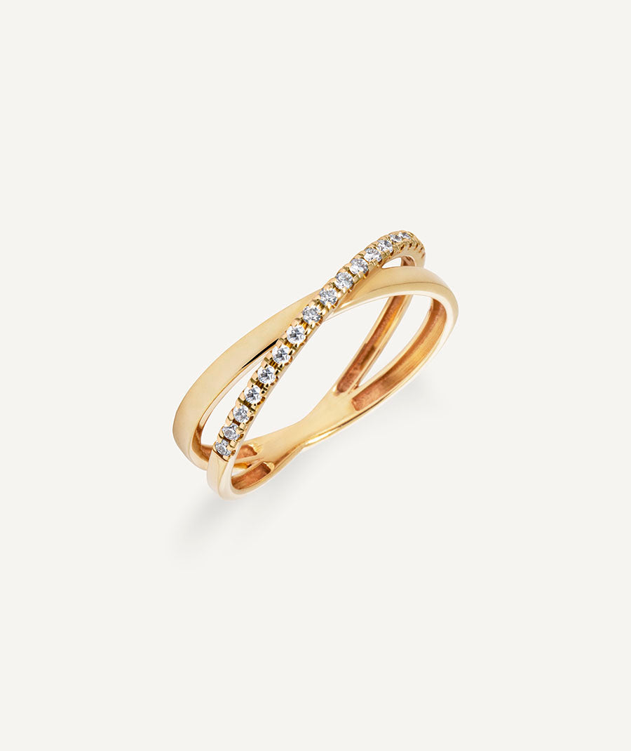 Intertwined diamond and gold ring