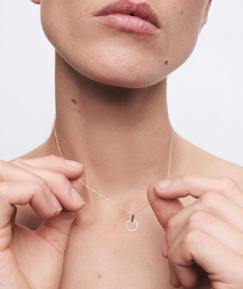 Necklace diamonds and gold Círculo secundaria