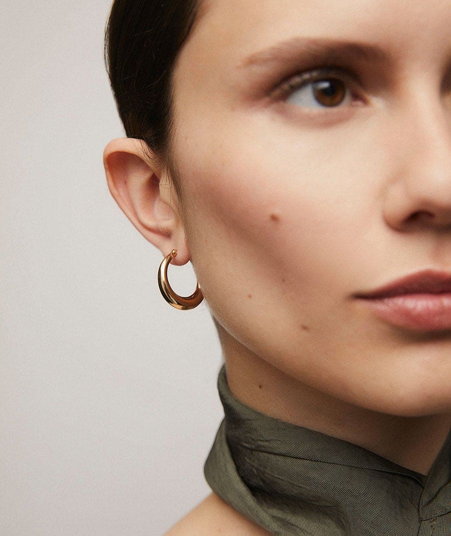 Wide Oval Gold Hoop Earrings