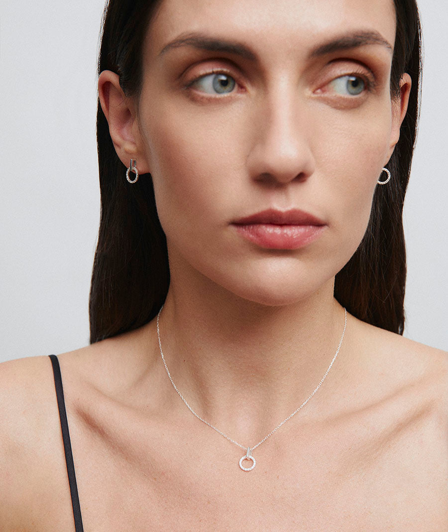 Set Círculo necklace and earrings with zirconia