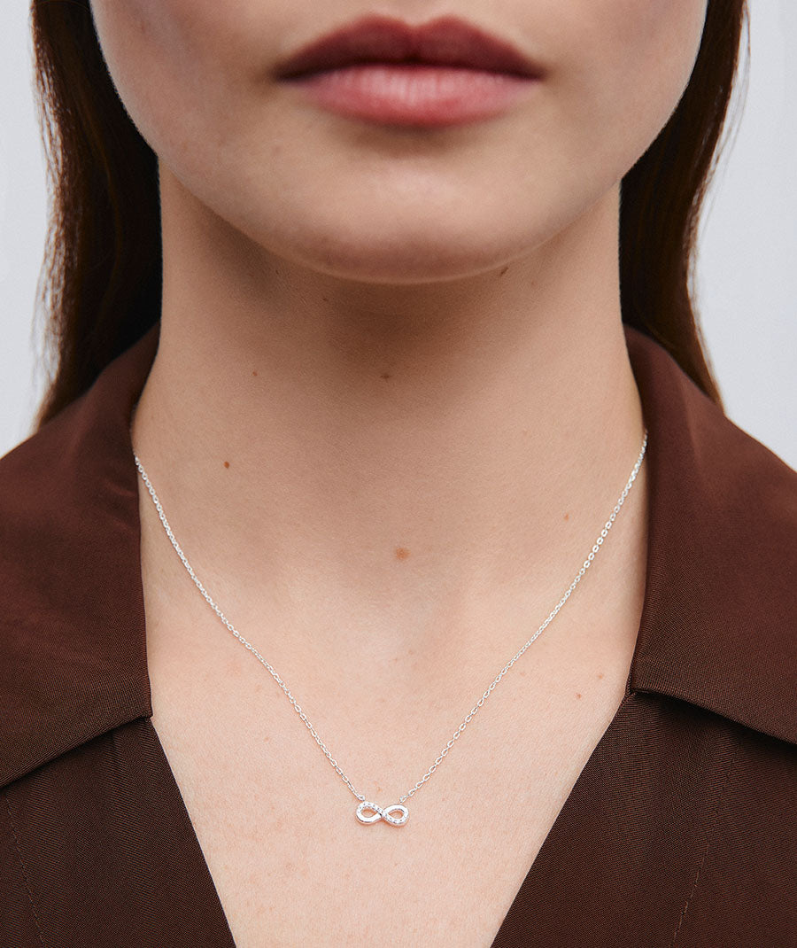 Necklace Infinite with zircons