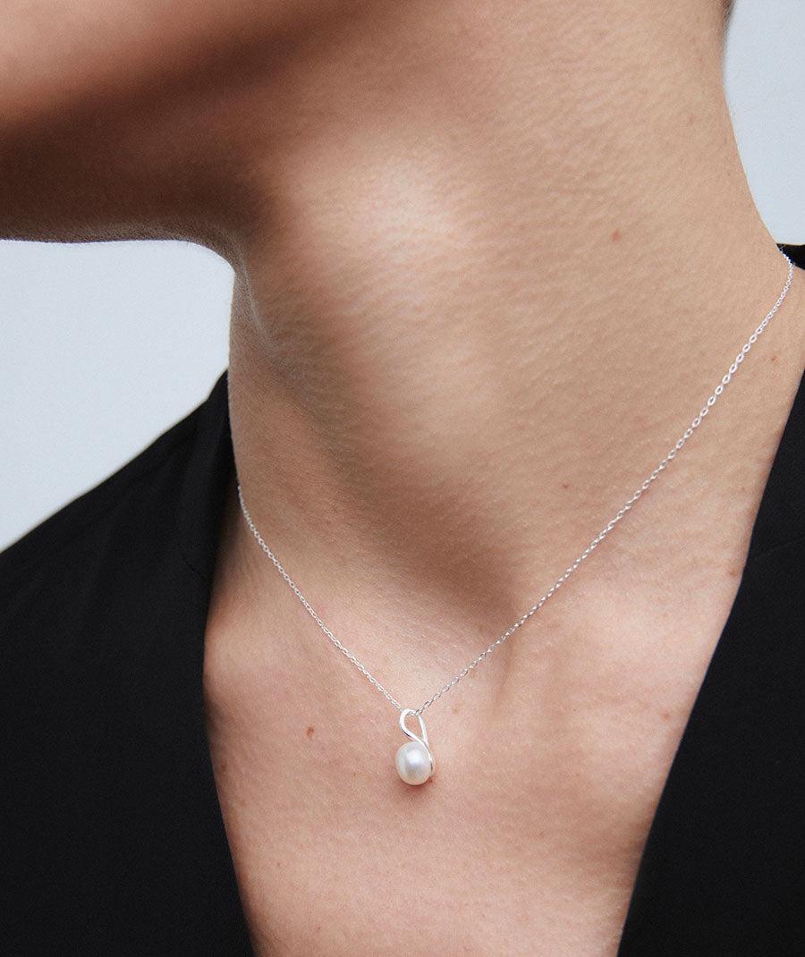Colgante Nebet con perla cultivada
