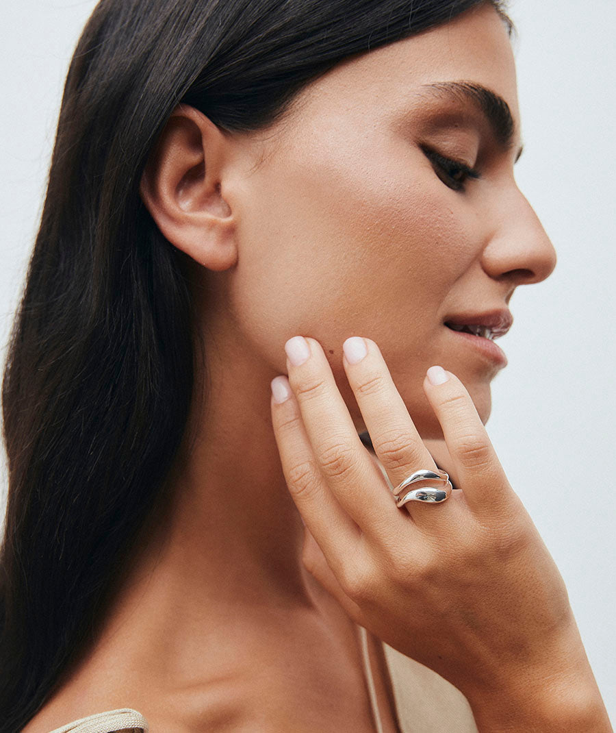 Ring Smooth Spiral Waves