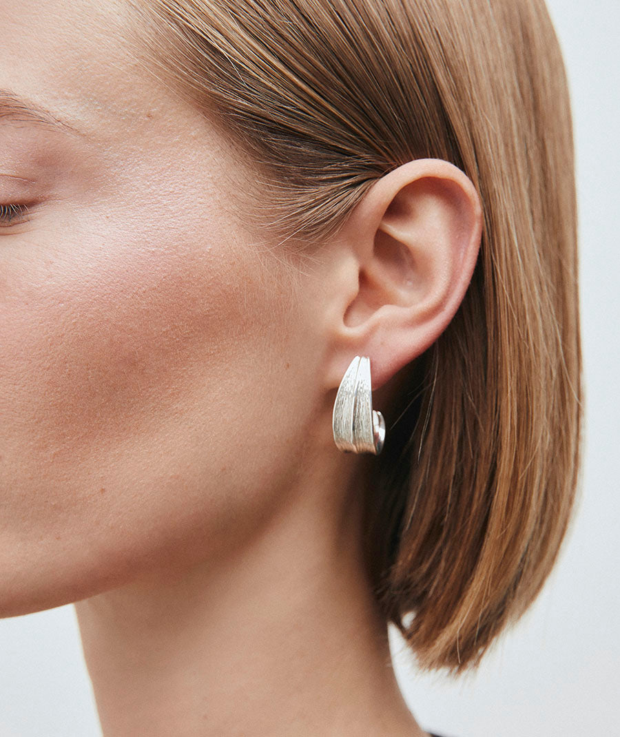 Curve Half-Moon Earrings