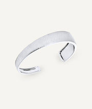 Bangle Arc rigid textured