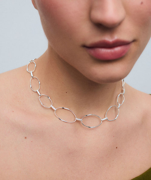 Collar eslabones Flow con circonitas secundaria