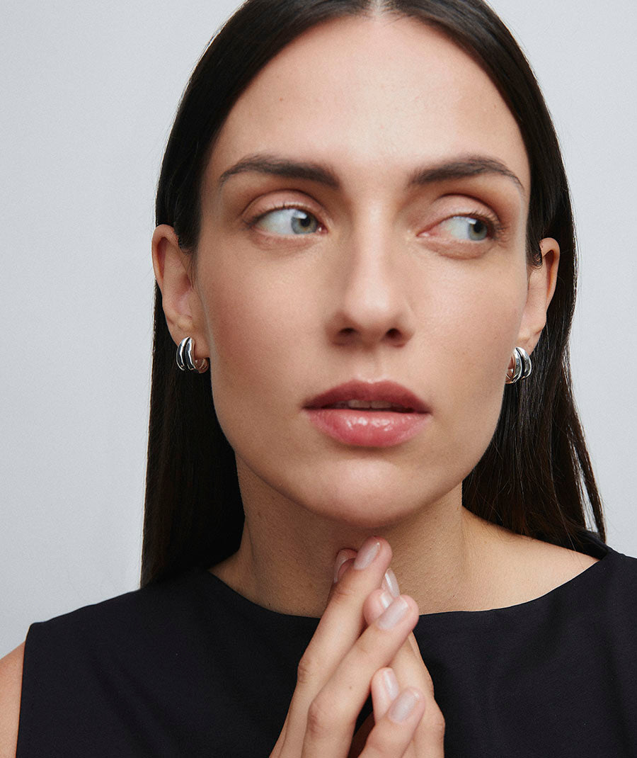 Pendientes semiluna Horizonte con esmaltes negro