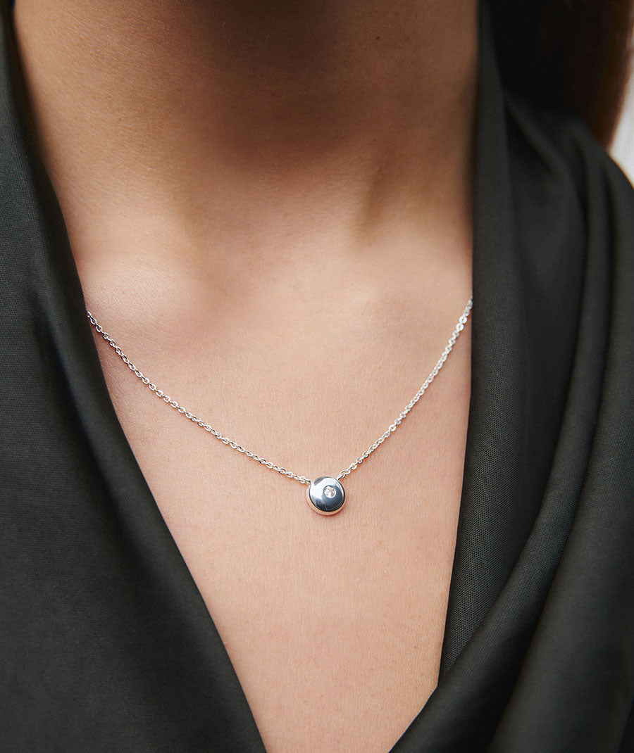 Colgante cadena fina Mesme con circonita