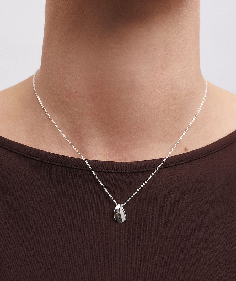 Colgante mini oval Plisé