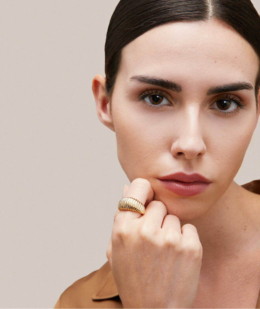 Earrings  18 kt gold plated relief