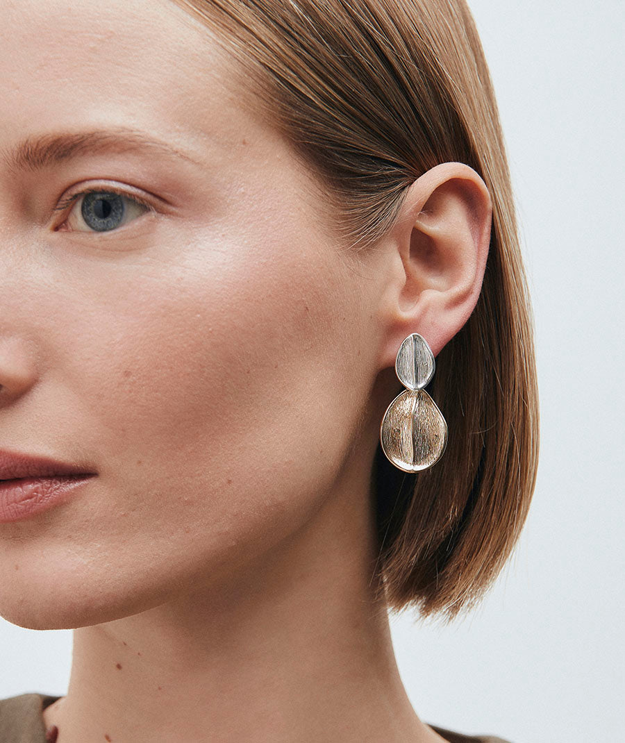 Curve Duo leaf earrings