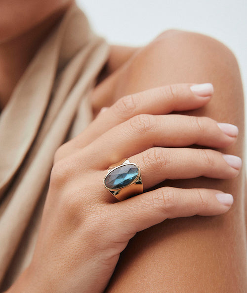 Ring Jara Wide with Green Labradorite secundaria