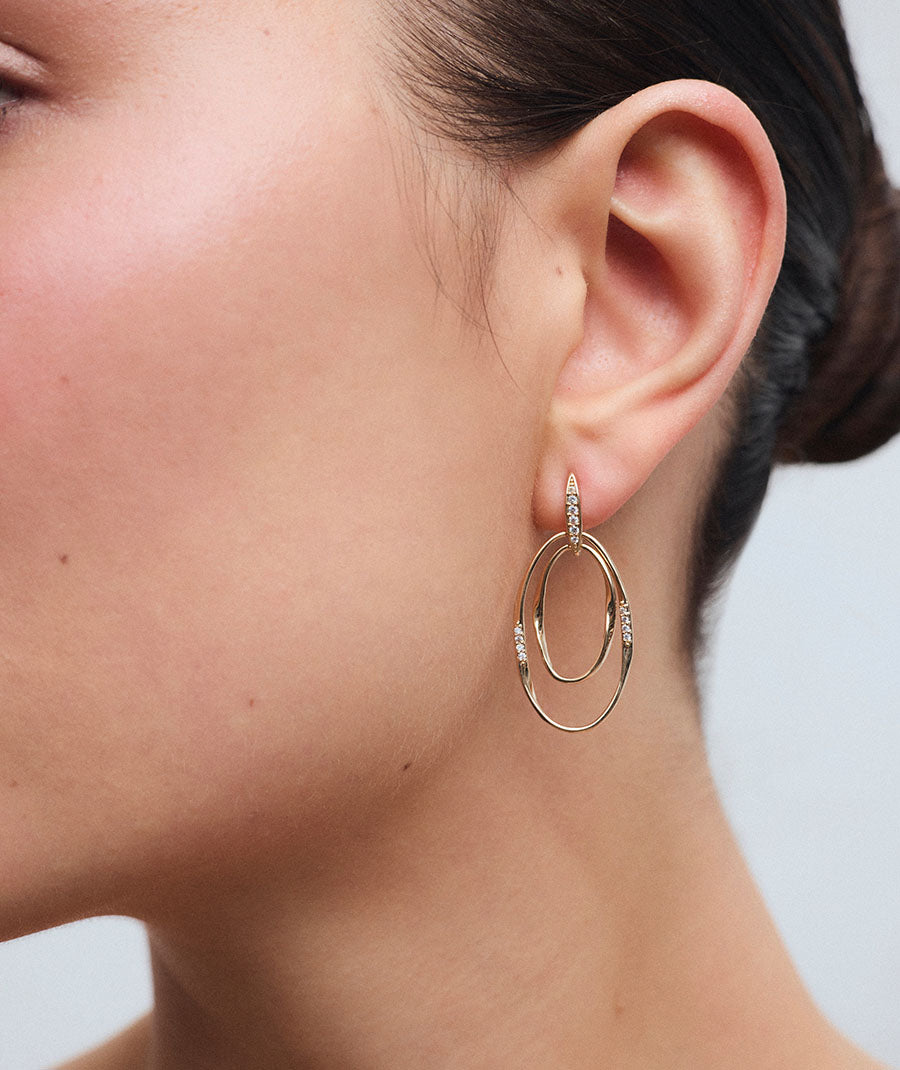 Pendientes largos óvales Flow con circonitas