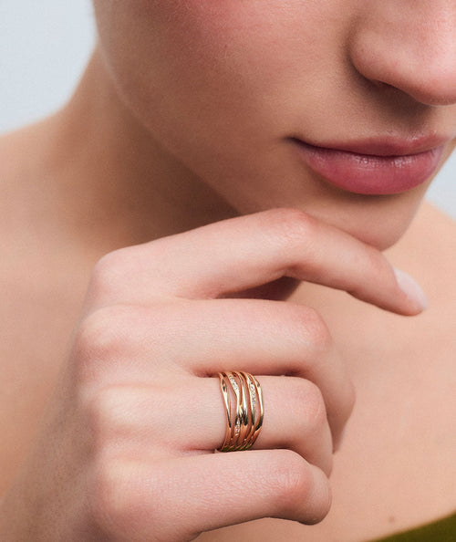 Anillo tiras Flow con circonitas secundaria
