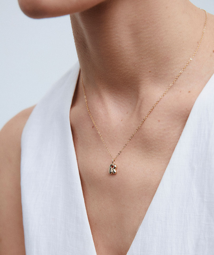 Colgante con letra R elemental liso