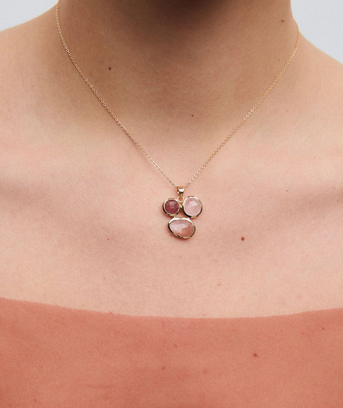 Necklace Peach with natural stones in neutral tones secundaria