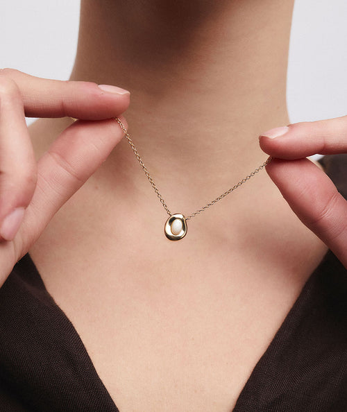 Necklace oval Ivoria with white mother-of-pearl secundaria
