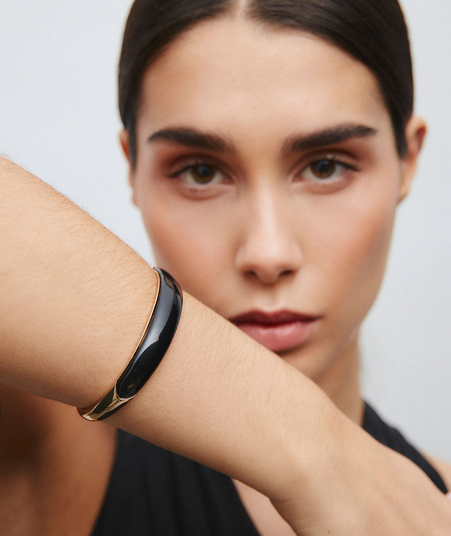 Brazalete rígido Fosc con acetato y resina negro