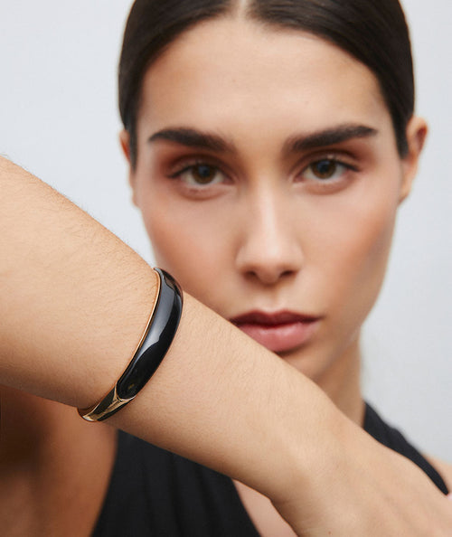 Brazalete rígido Fosc con acetato y resina negro secundaria